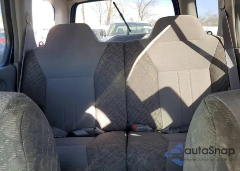 2000 Nissan Xterra Xe z USA, uszkodzony, nr VIN 5N1ED28T5YC550031